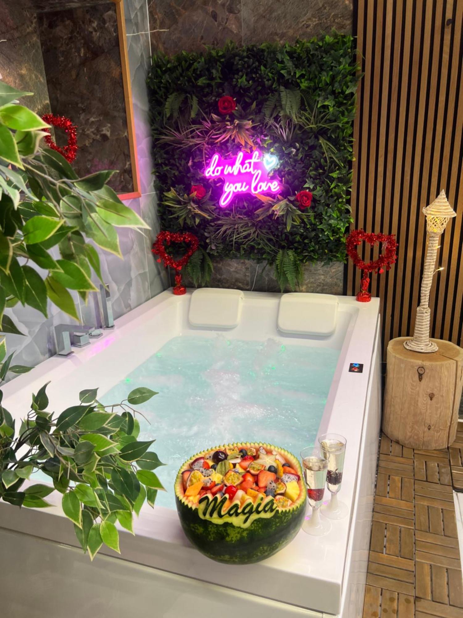 Magia Luxury Room & Spa 트레카세 외부 사진