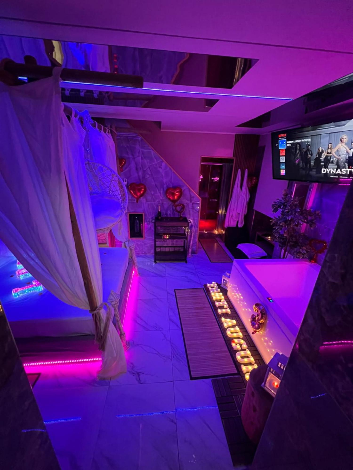 Magia Luxury Room & Spa 트레카세 외부 사진